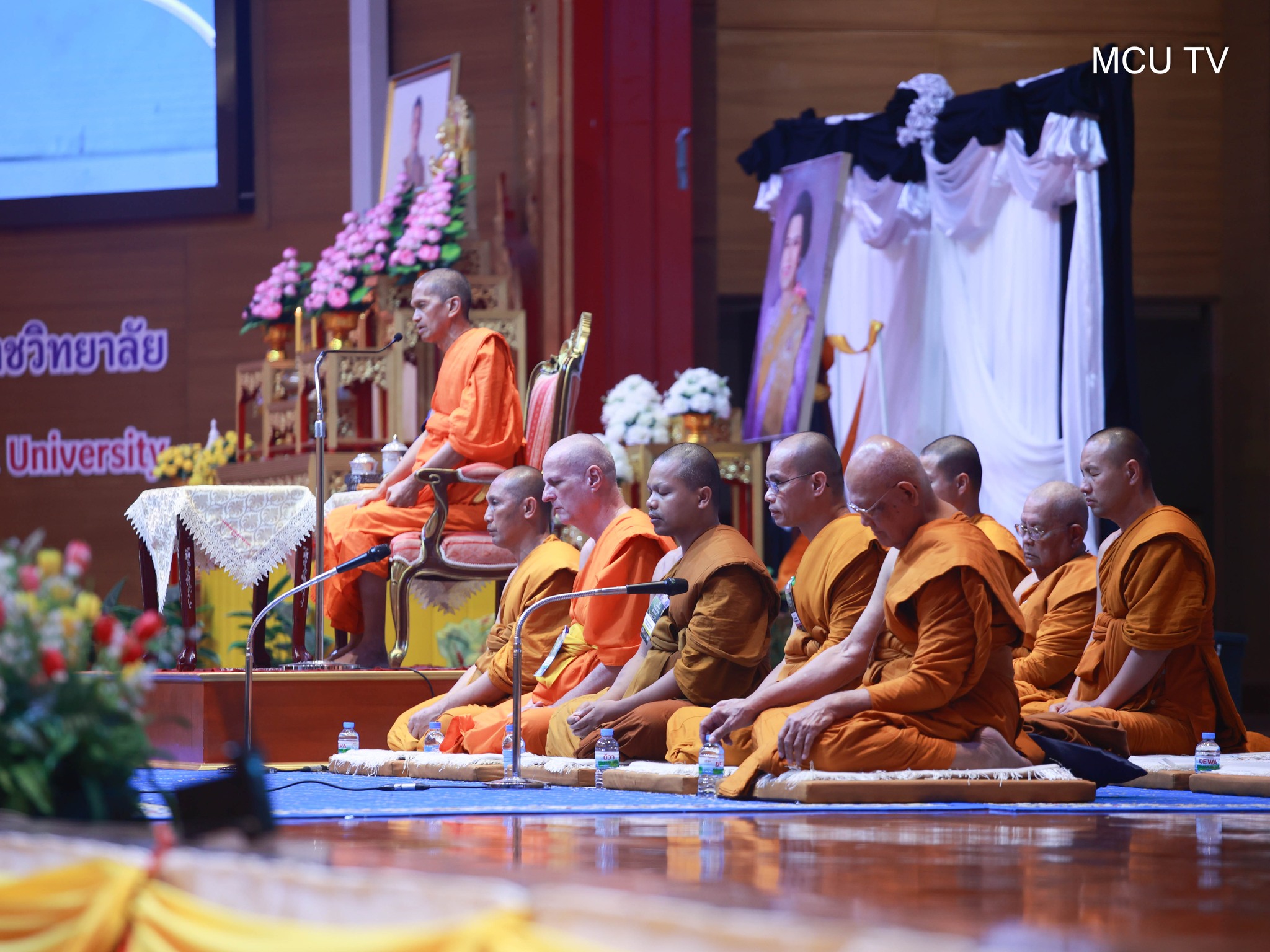  อธิการบดี เมตตาตรวจเยี่ยม และให้โอวาทธรรมแก่นิสิตคณะครุศาสตร์ และวิทยาลัยพุทธศาสตร์นานาชาติ 